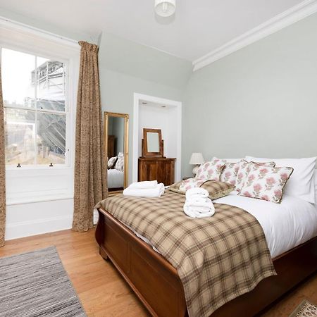 Joivy Cozy Apt Near Edinburgh Castle Exterior foto