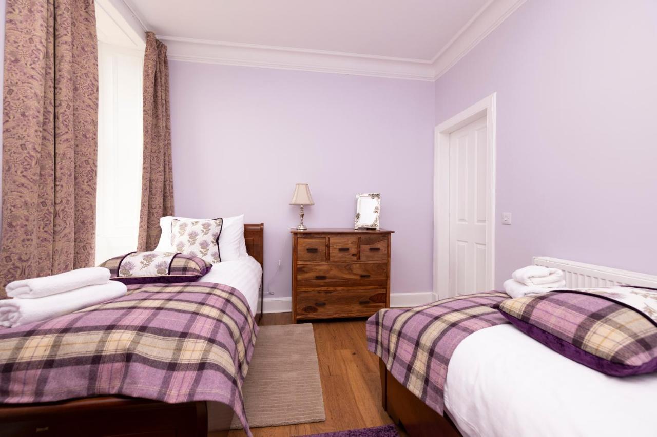 Joivy Cozy Apt Near Edinburgh Castle Exterior foto